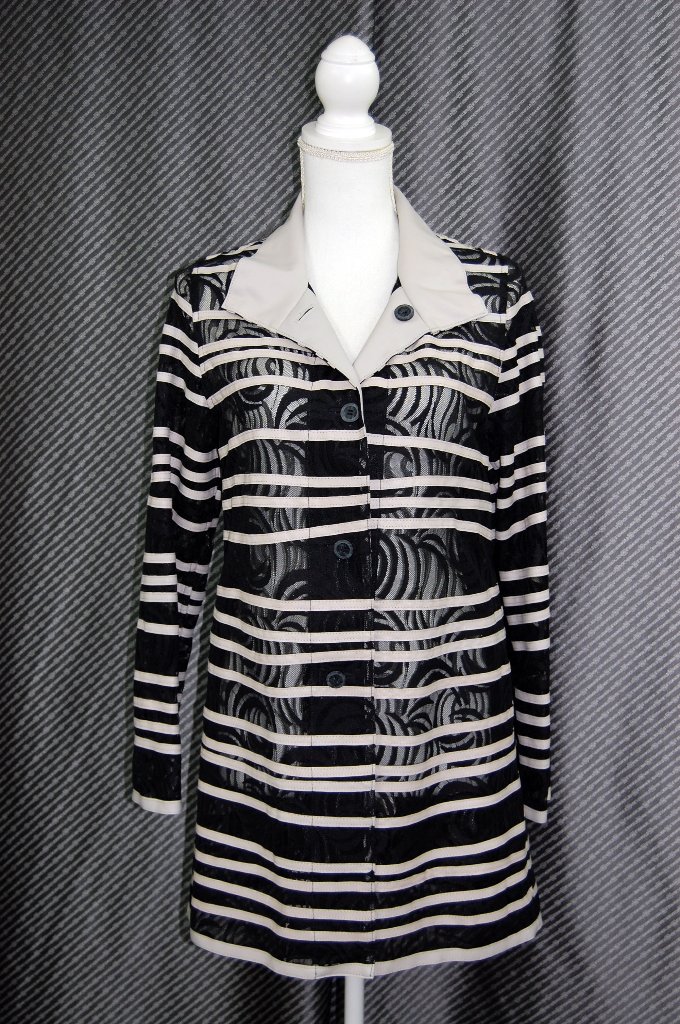 ラムレザー＆レース　リバーシブルロングジャケットの画像