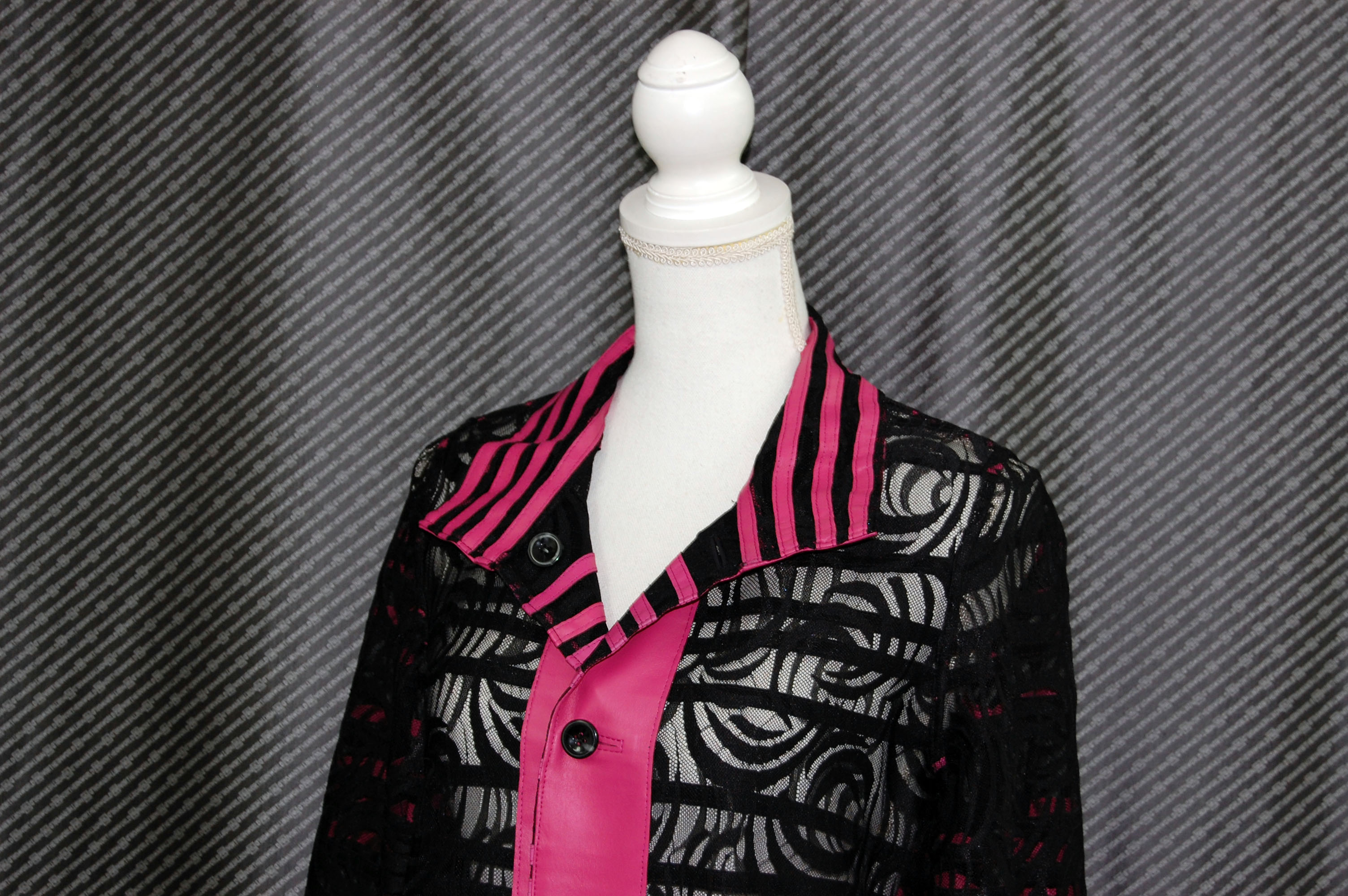 ラムレザー＆レース　リバーシブルロングジャケットの画像