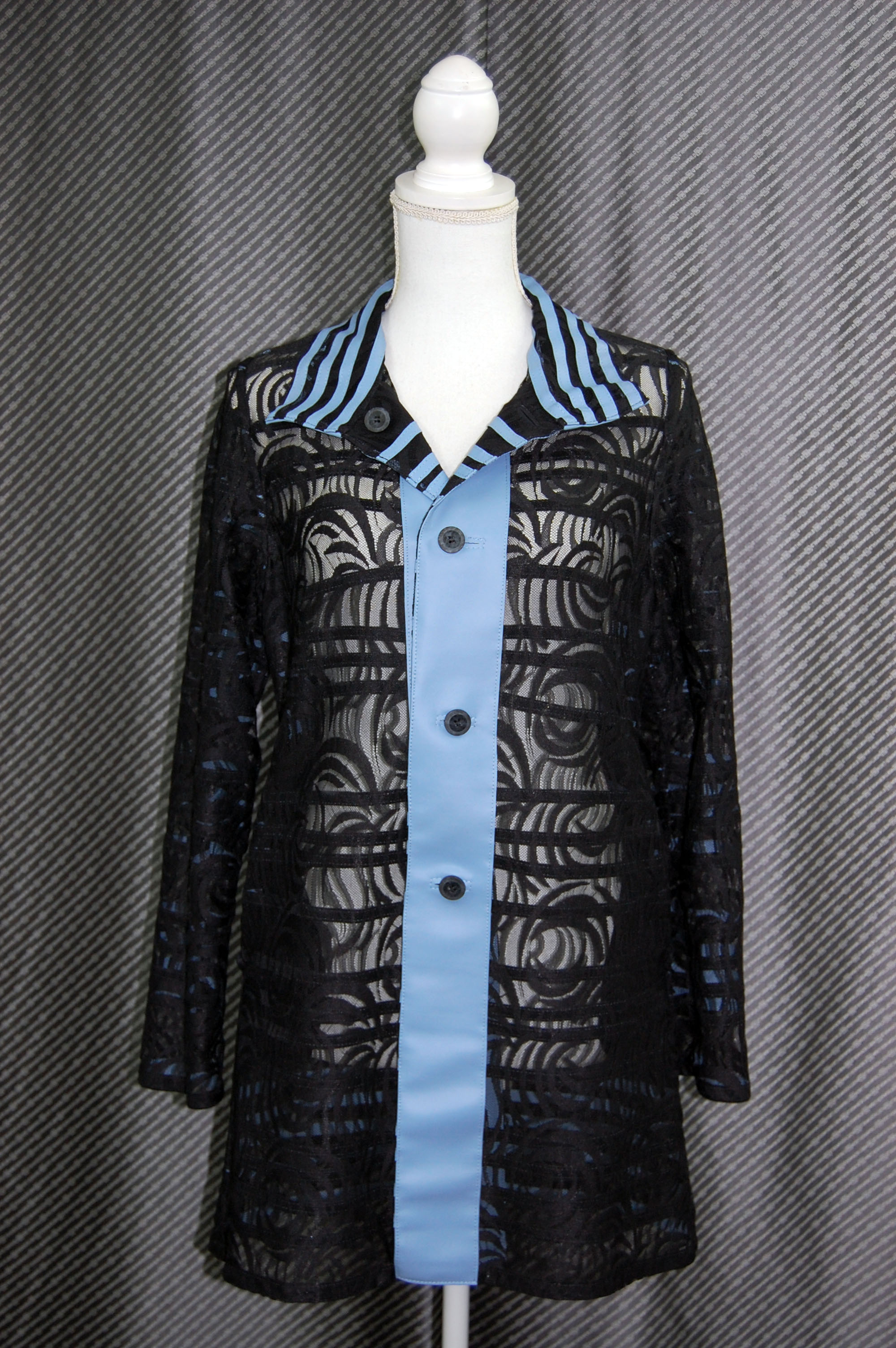 ラムレザー＆レース　リバーシブルロングジャケットの画像