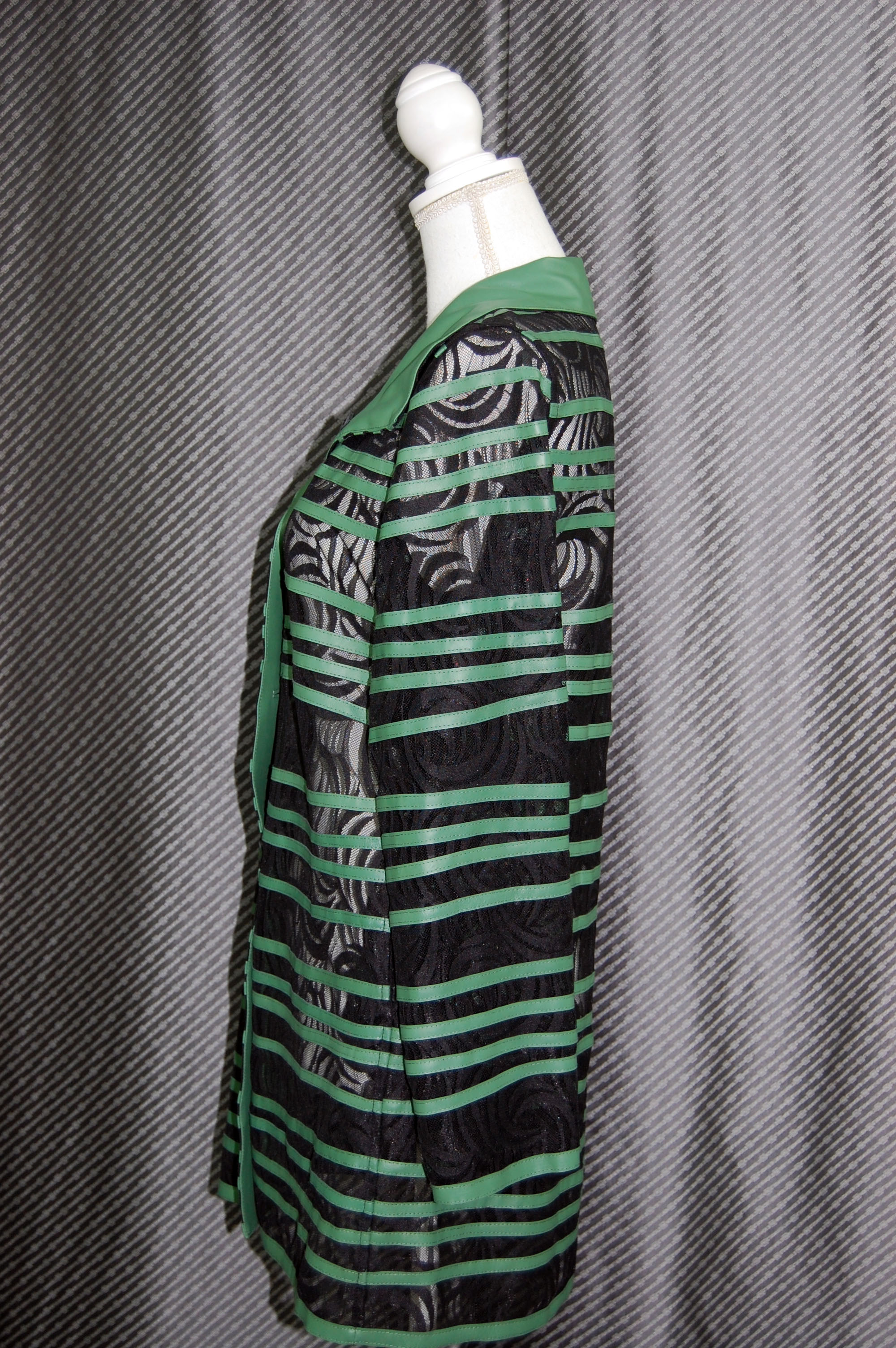 ラムレザー＆レース　リバーシブルロングジャケットの画像