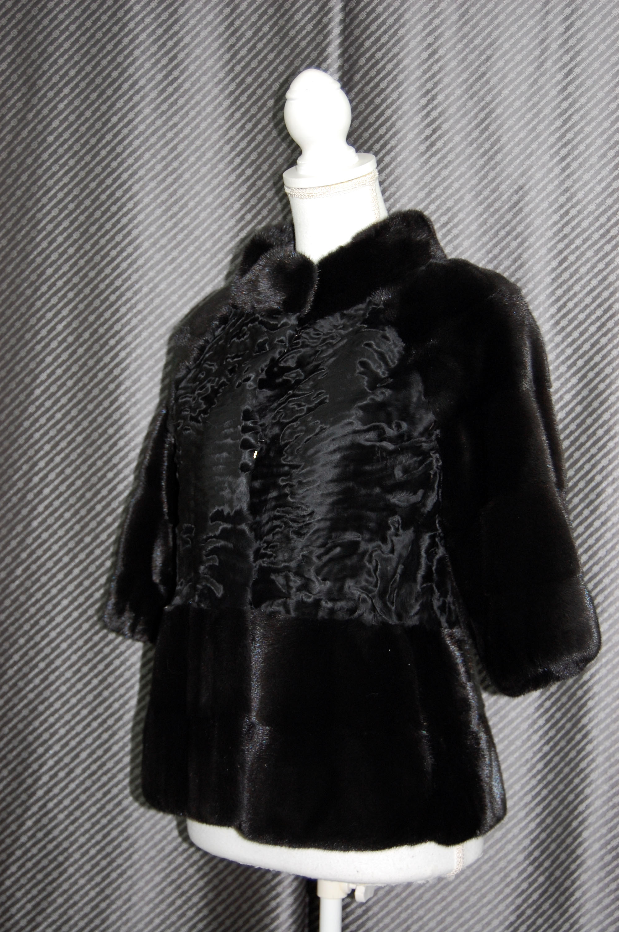 ミンク＆カラクールラム　デザインジャケットの画像