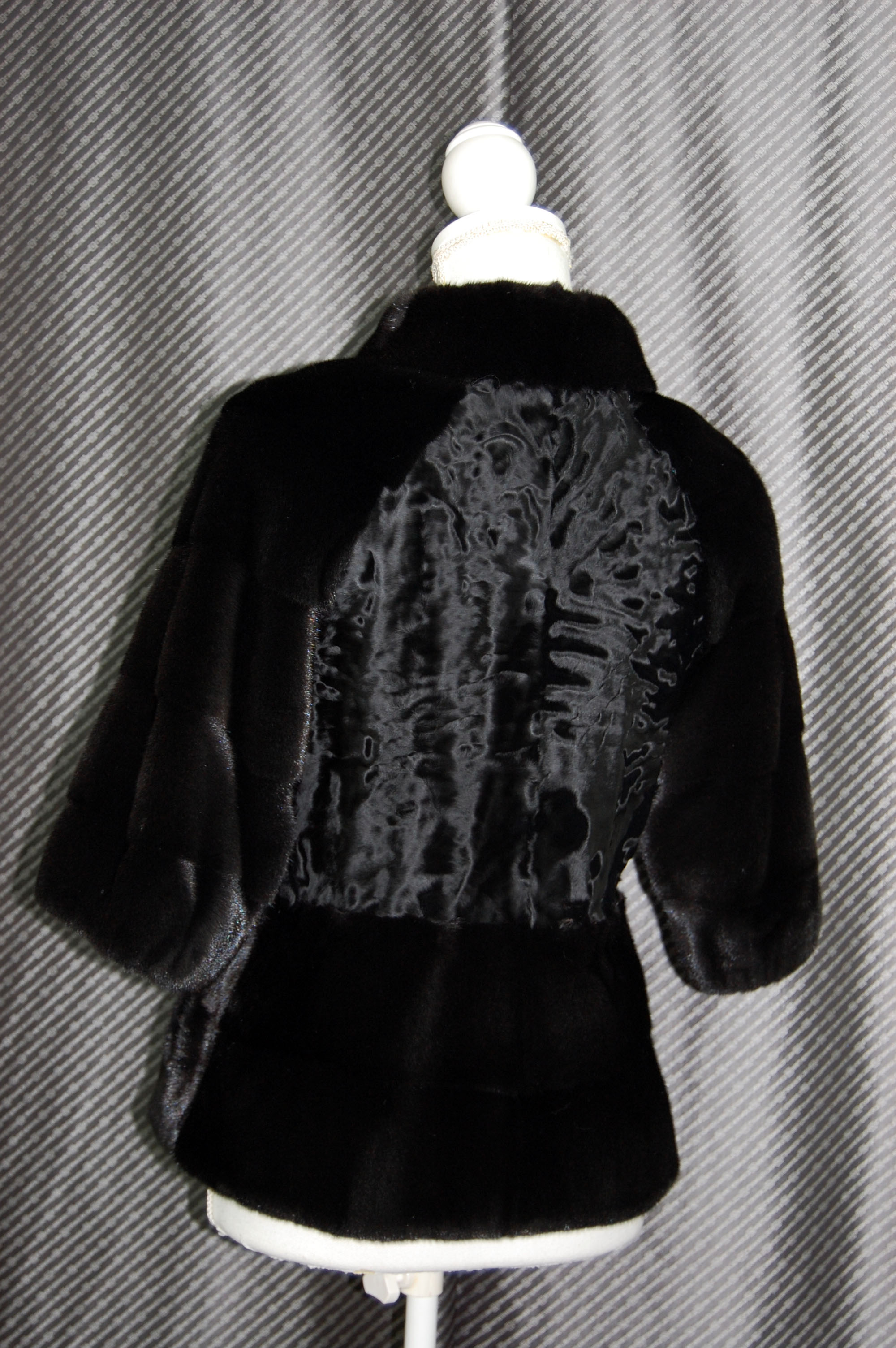 ミンク＆カラクールラム　デザインジャケットの画像