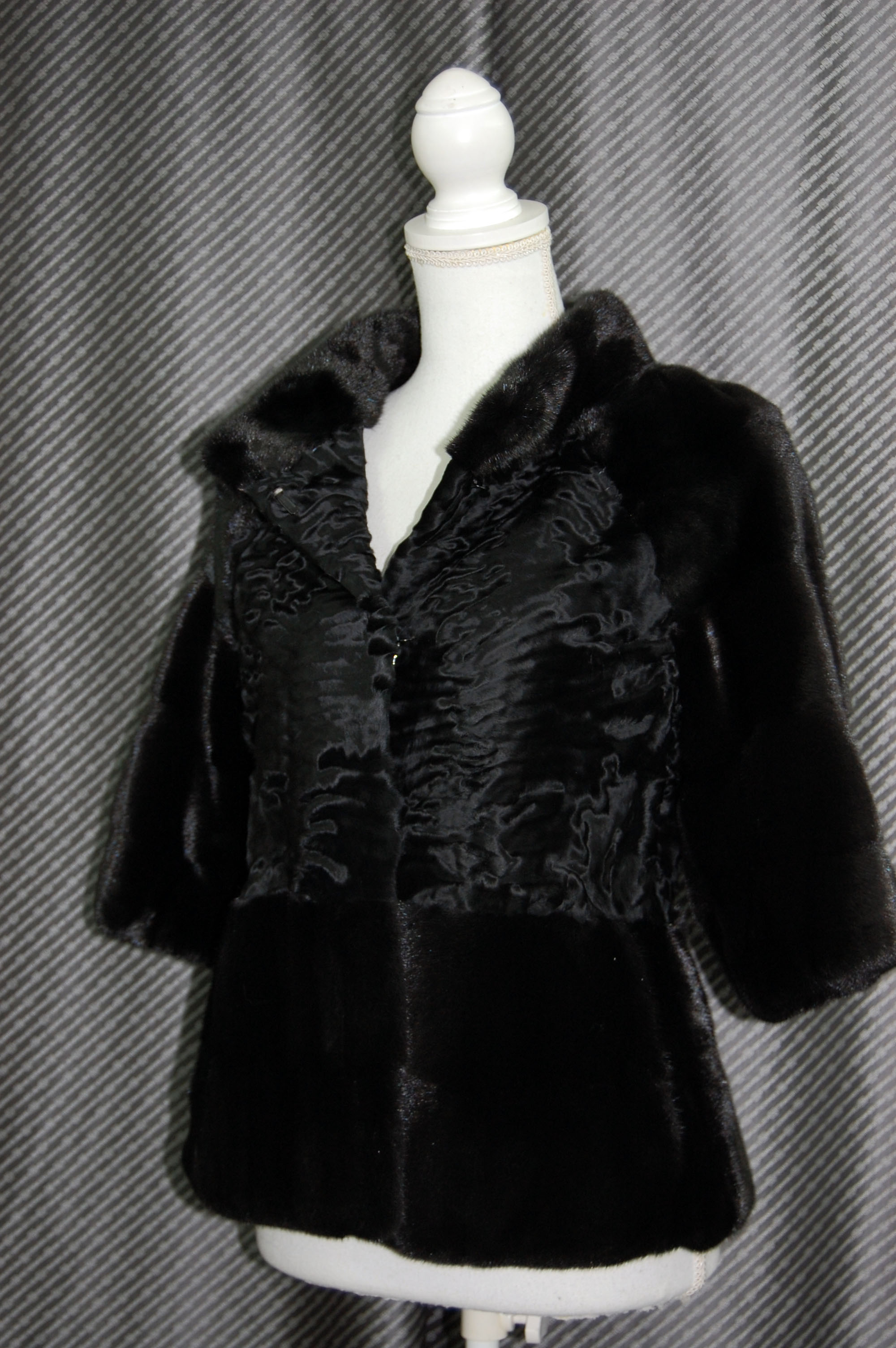 ミンク＆カラクールラム　デザインジャケットの画像