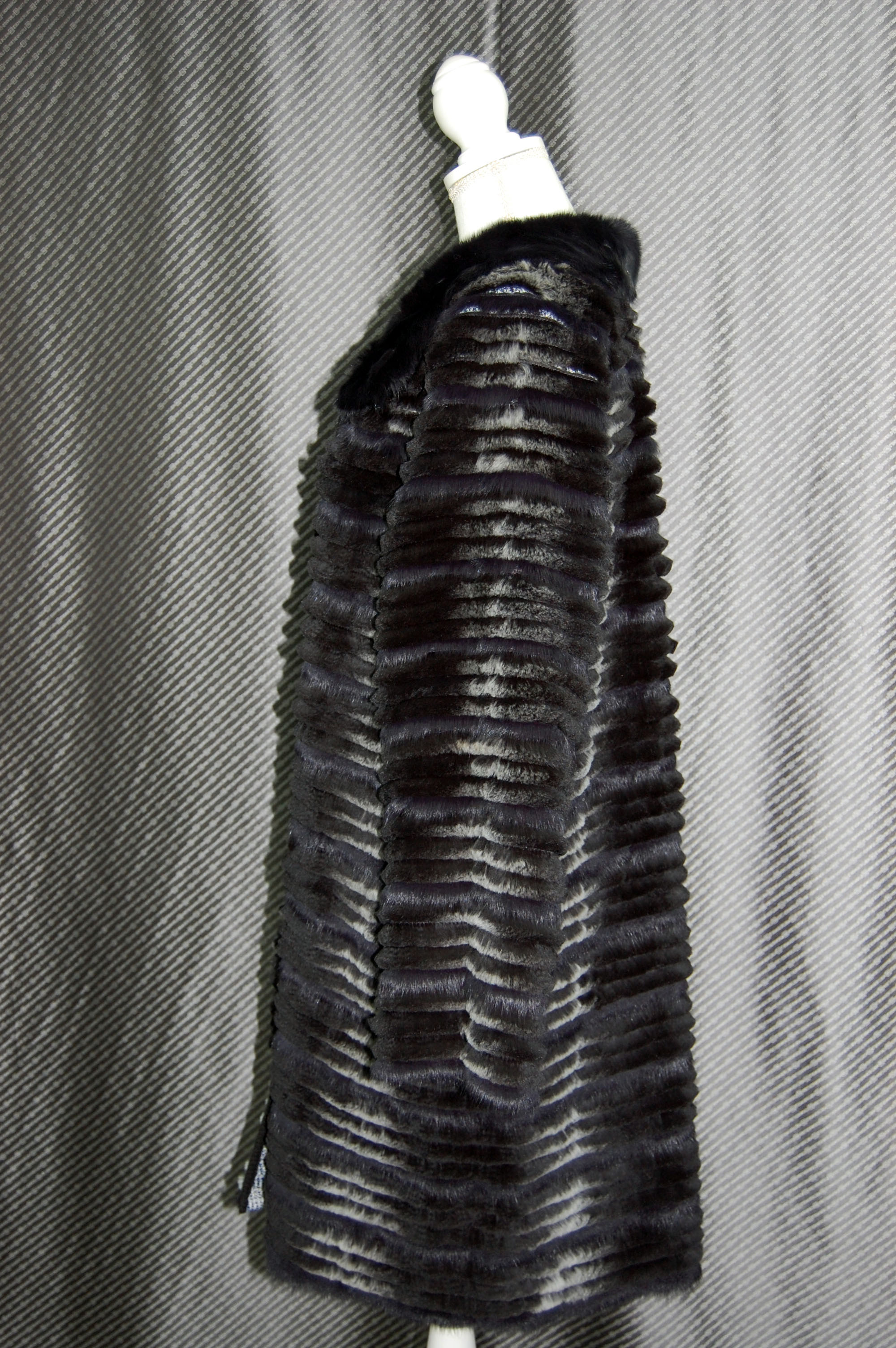 シェアードレッキス＆リス　ツイードリバーシブルコートの画像