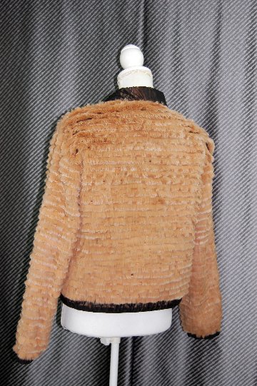 シェアードラビット＆ポリタフタ　リバーシブルジャケットの画像