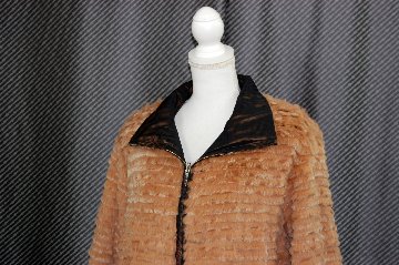 シェアードラビット＆ポリタフタ　リバーシブルジャケットの画像