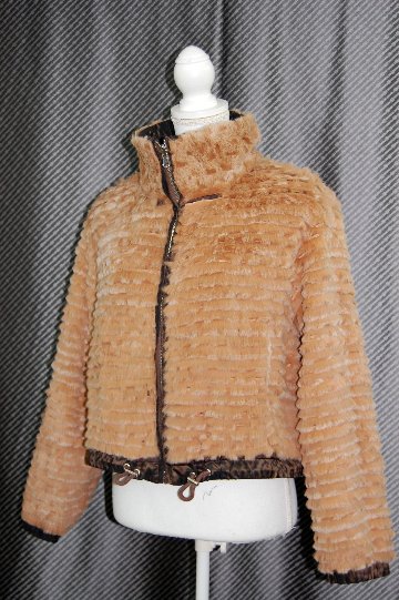 シェアードラビット＆ポリタフタ　リバーシブルジャケットの画像