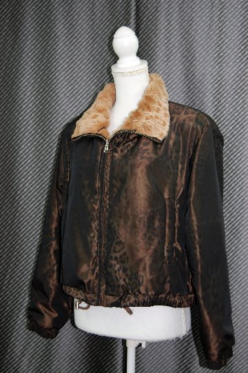 シェアードラビット＆ポリタフタ　リバーシブルジャケットの画像