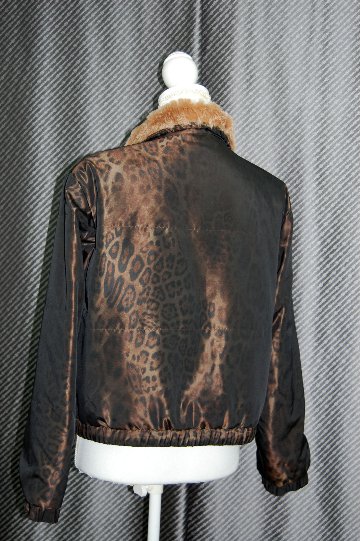 シェアードラビット＆ポリタフタ　リバーシブルジャケットの画像