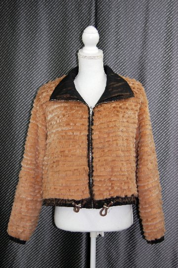 シェアードラビット＆ポリタフタ　リバーシブルジャケットの画像