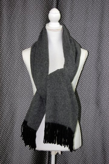 バイカラーウール　大判ストール　チャイナラクーントリムの画像