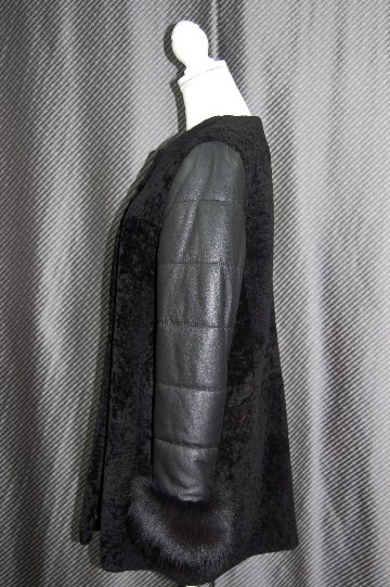 ムートン＆ラムレザー　ノーカラーコート　Foxカフスの画像