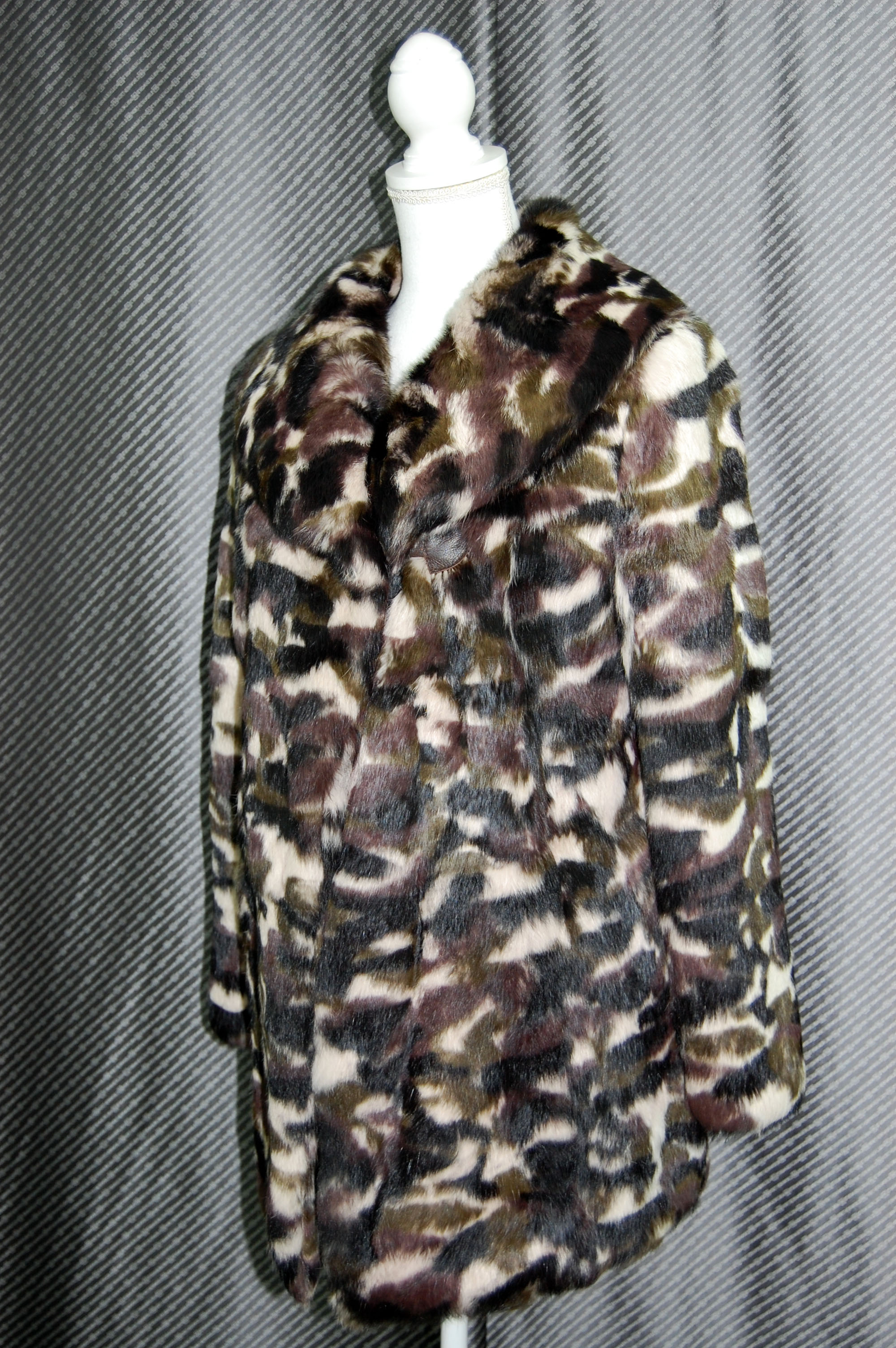 スパニッシュラビット　カモフラ柄ジャケットの画像