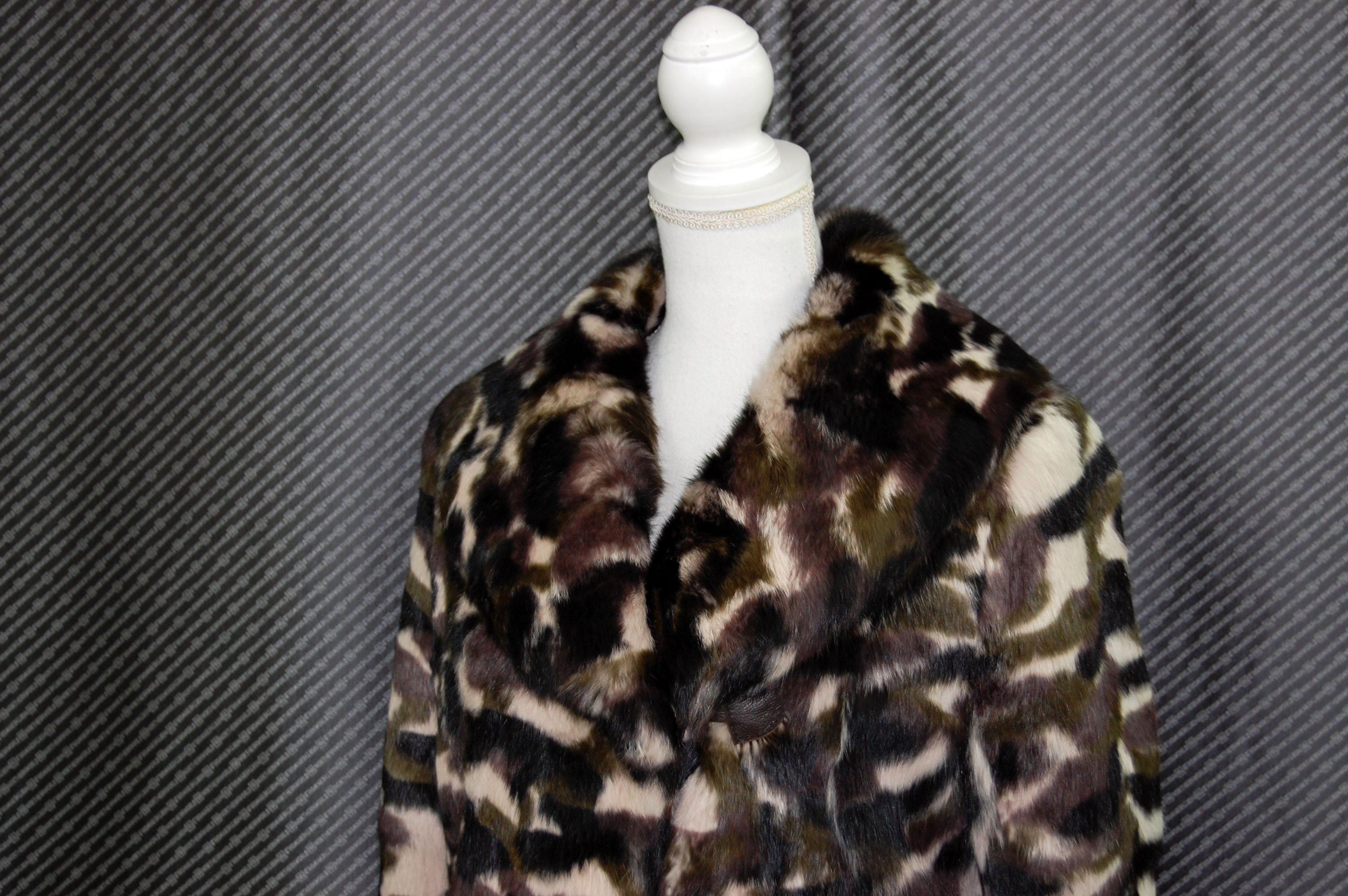 スパニッシュラビット　カモフラ柄ジャケットの画像