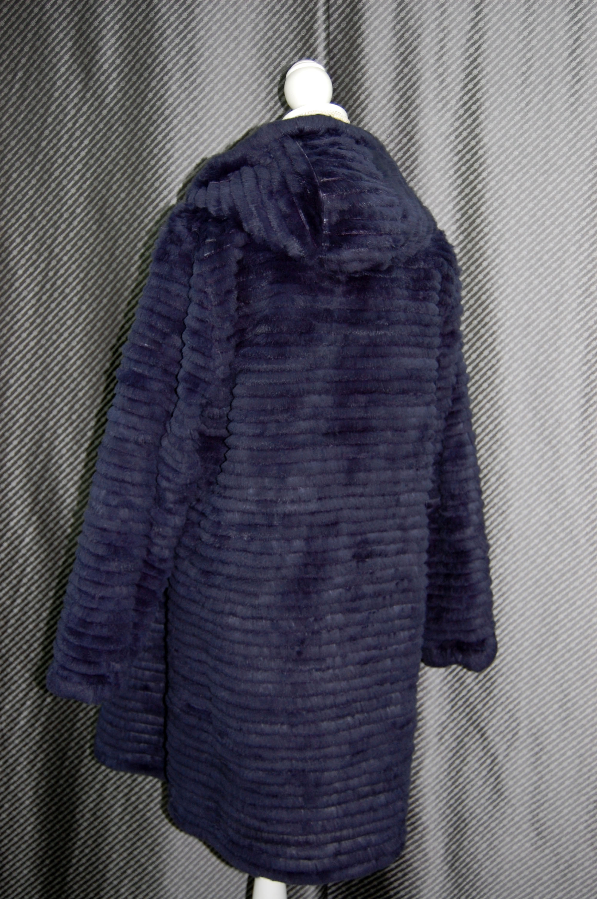 ポリ＆ラビット　リバーシブルコート　デタッチャブルフードの画像