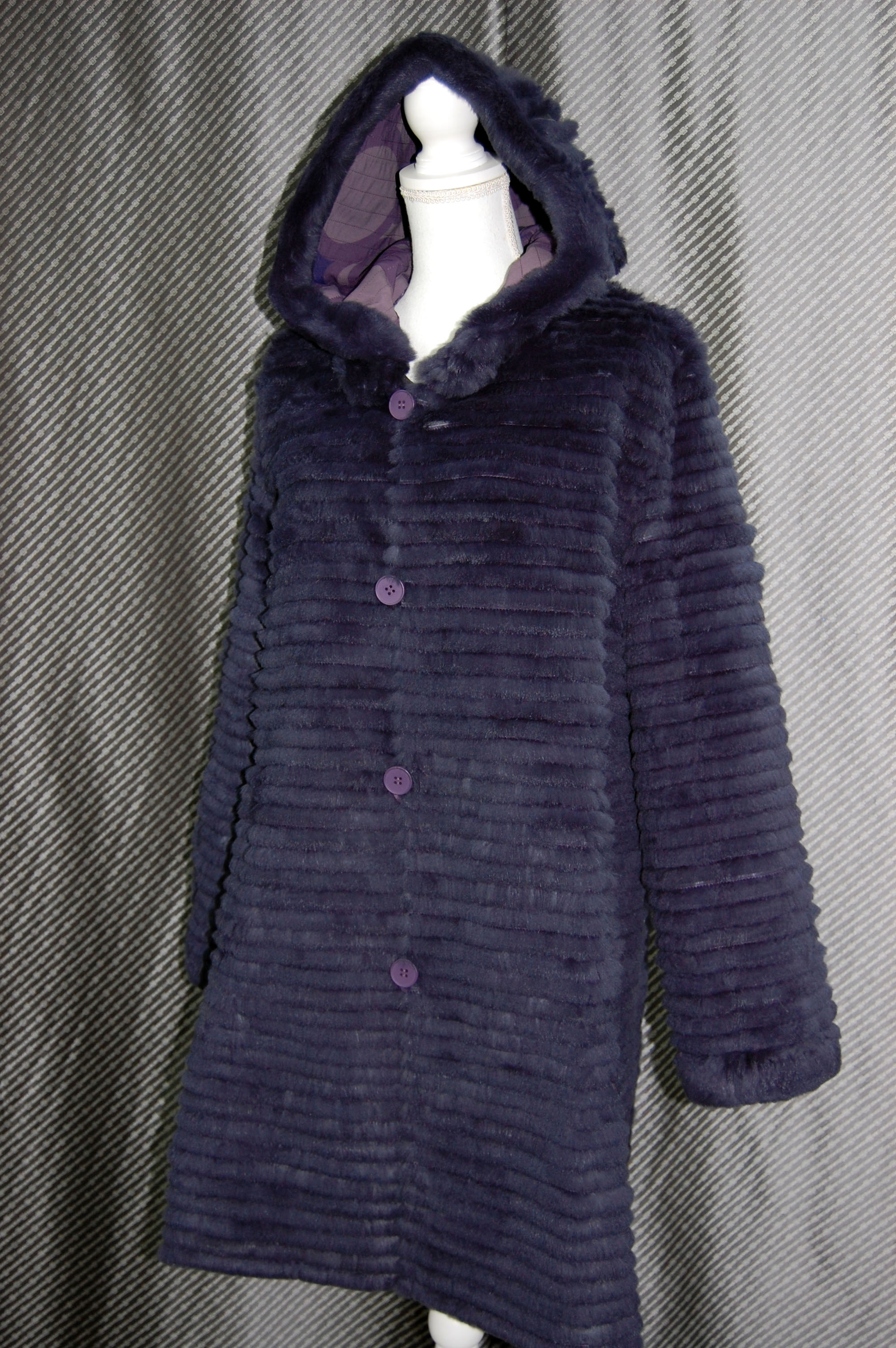 ポリ＆ラビット　リバーシブルコート　デタッチャブルフードの画像