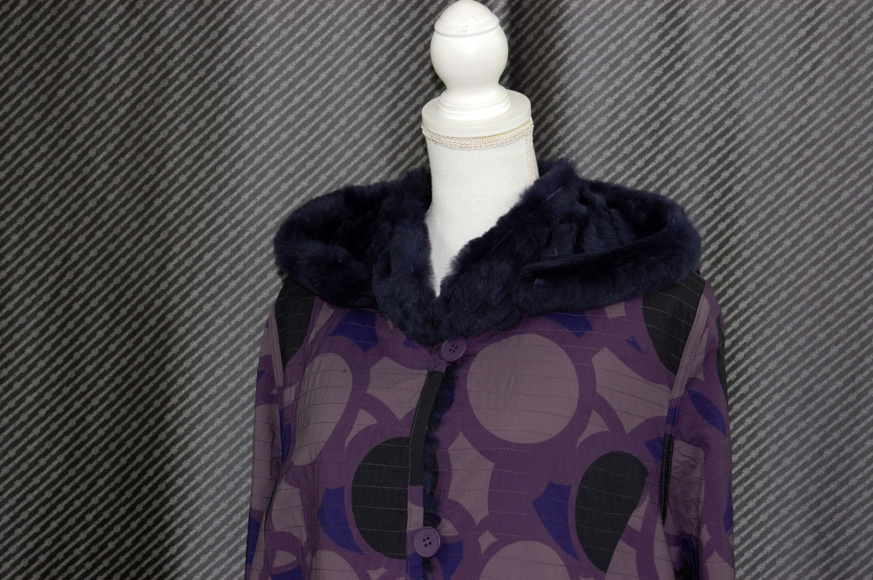 ポリ＆ラビット　リバーシブルコート　デタッチャブルフードの画像