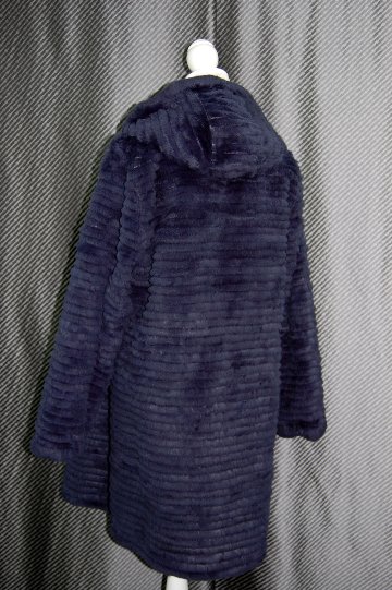 ポリ＆ラビット　リバーシブルコート　デタッチャブルフードの画像