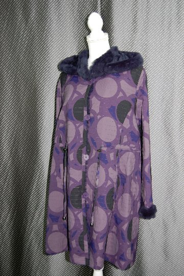 ポリ＆ラビット　リバーシブルコート　デタッチャブルフードの画像