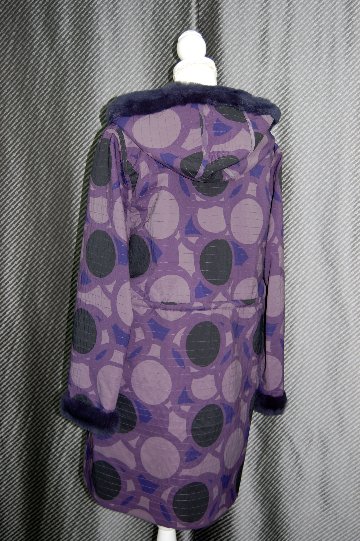 ポリ＆ラビット　リバーシブルコート　デタッチャブルフードの画像