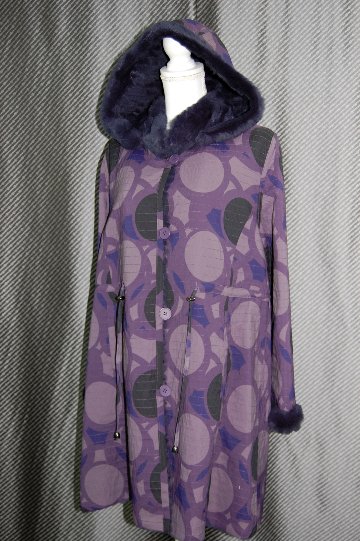 ポリ＆ラビット　リバーシブルコート　デタッチャブルフードの画像