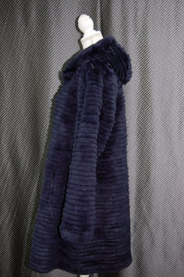 ポリ＆ラビット　リバーシブルコート　デタッチャブルフードの画像