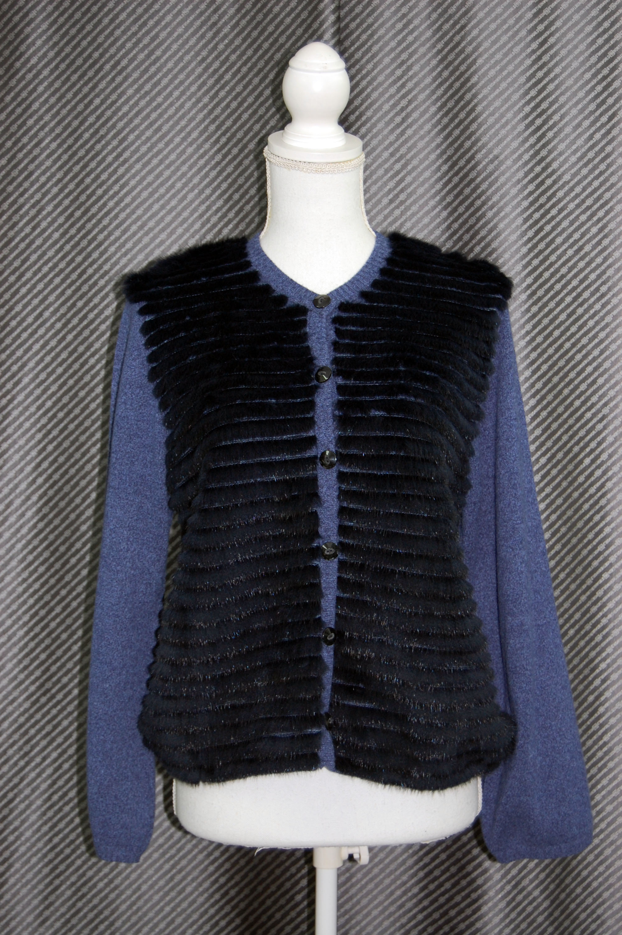 カシミヤニット＆ミンク　リバーシブルカーディガンの画像