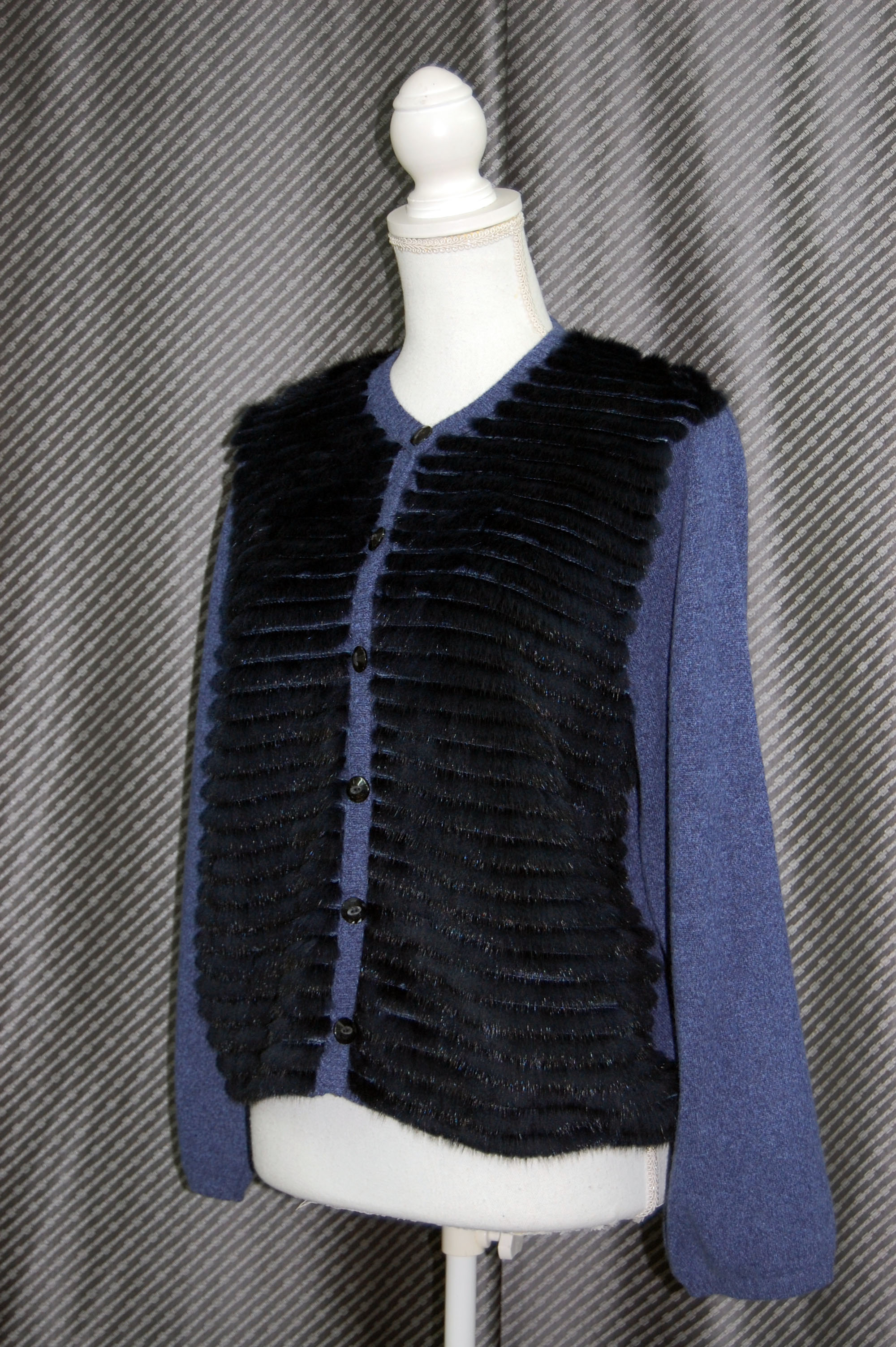 カシミヤニット＆ミンク　リバーシブルカーディガンの画像