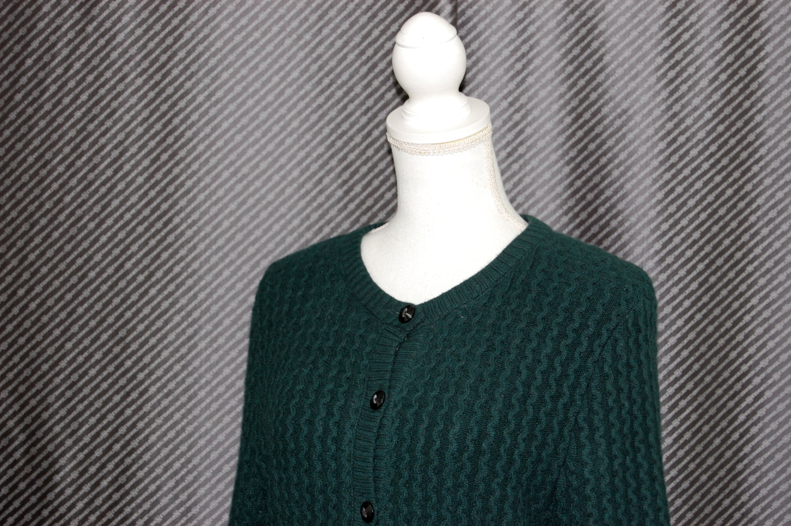 カシミヤニット＆レッキス　リバーシブルカーディガンの画像