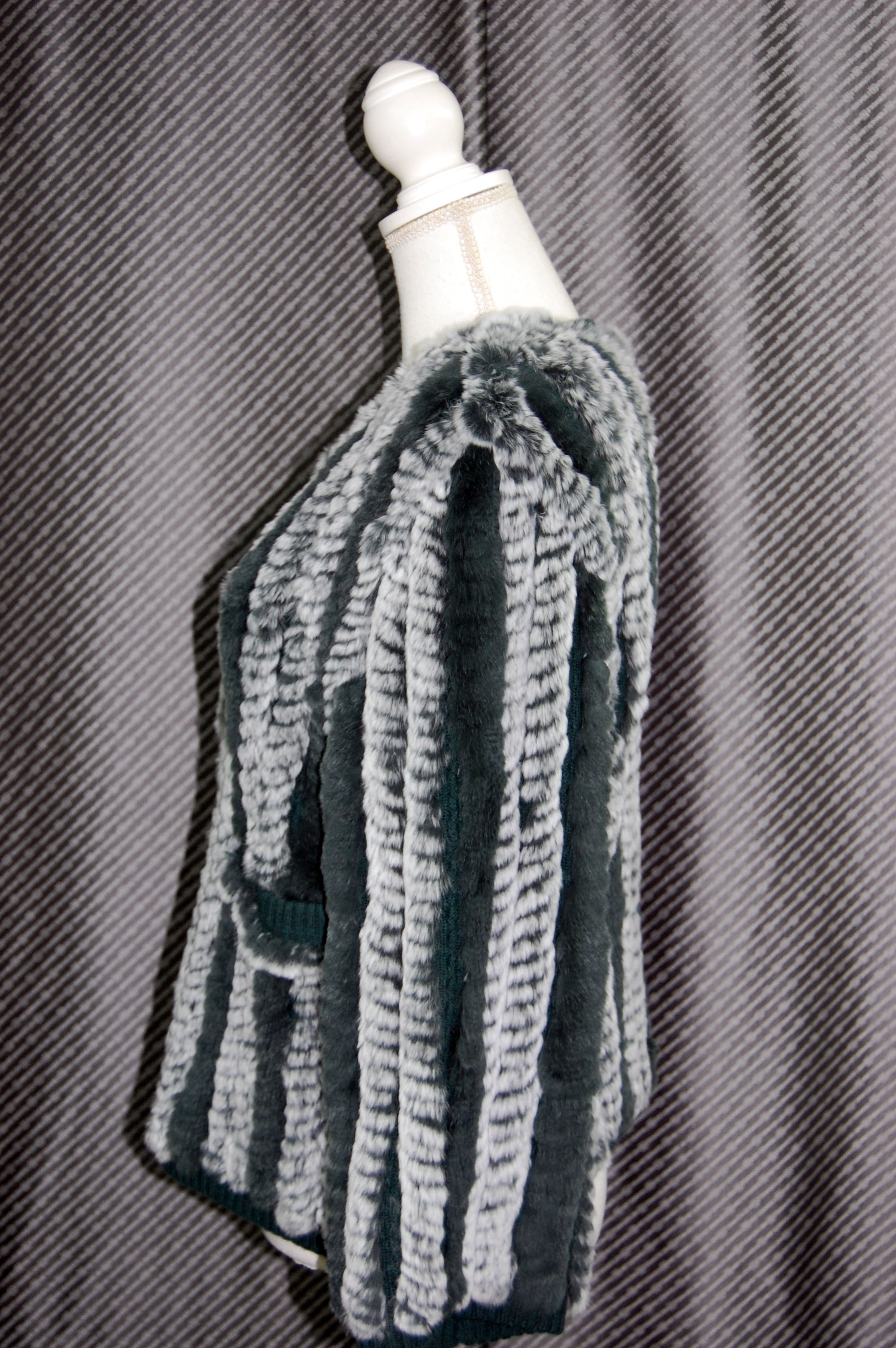 カシミヤニット＆レッキス　リバーシブルカーディガンの画像