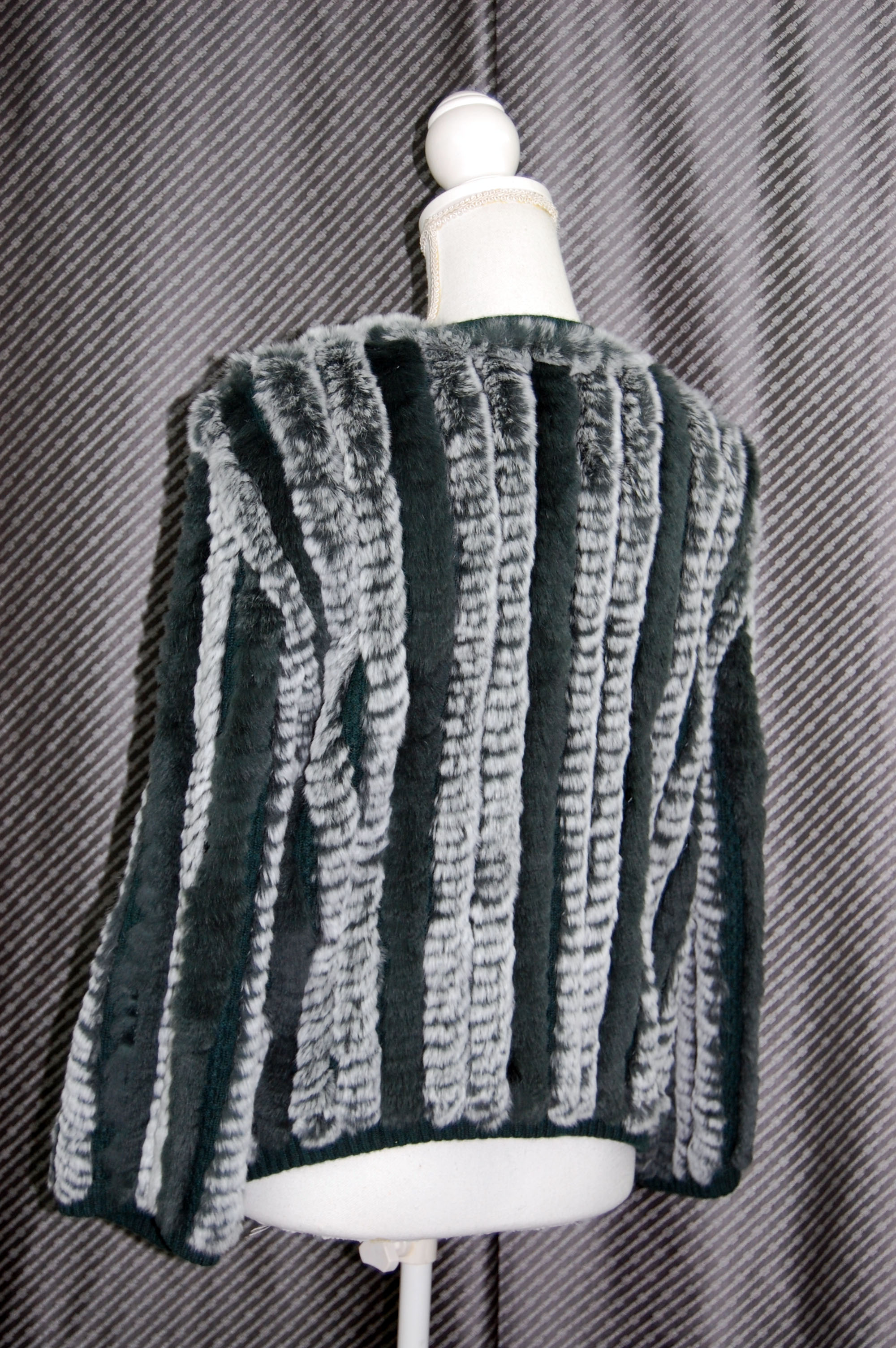 カシミヤニット＆レッキス　リバーシブルカーディガンの画像