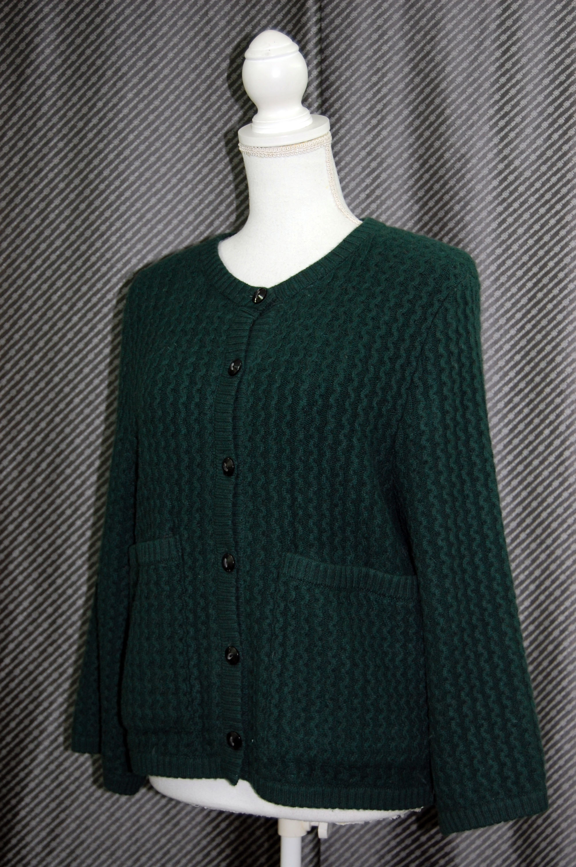 カシミヤニット＆レッキス　リバーシブルカーディガンの画像