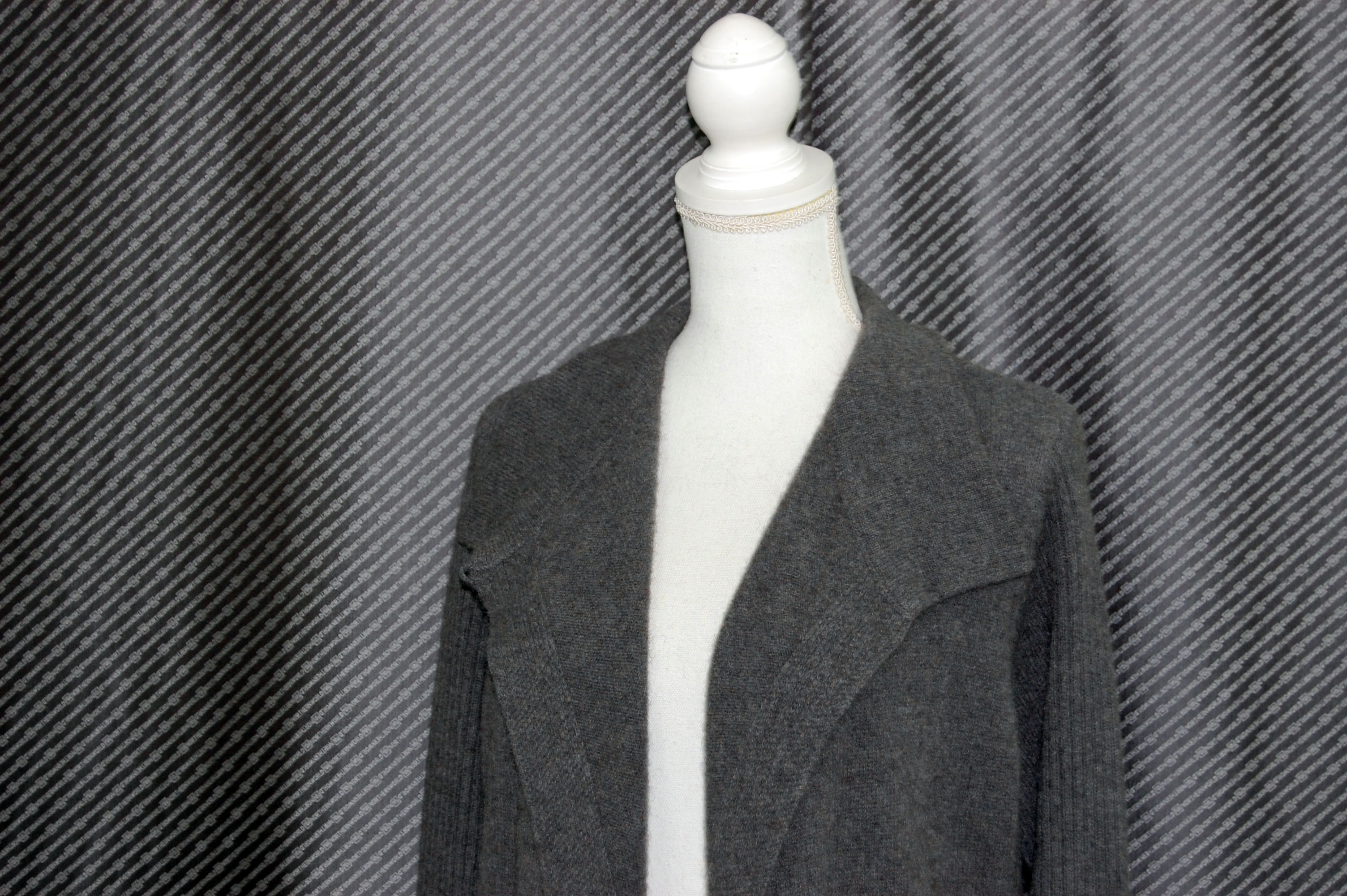 ヤクニット　ロングカーディガンの画像