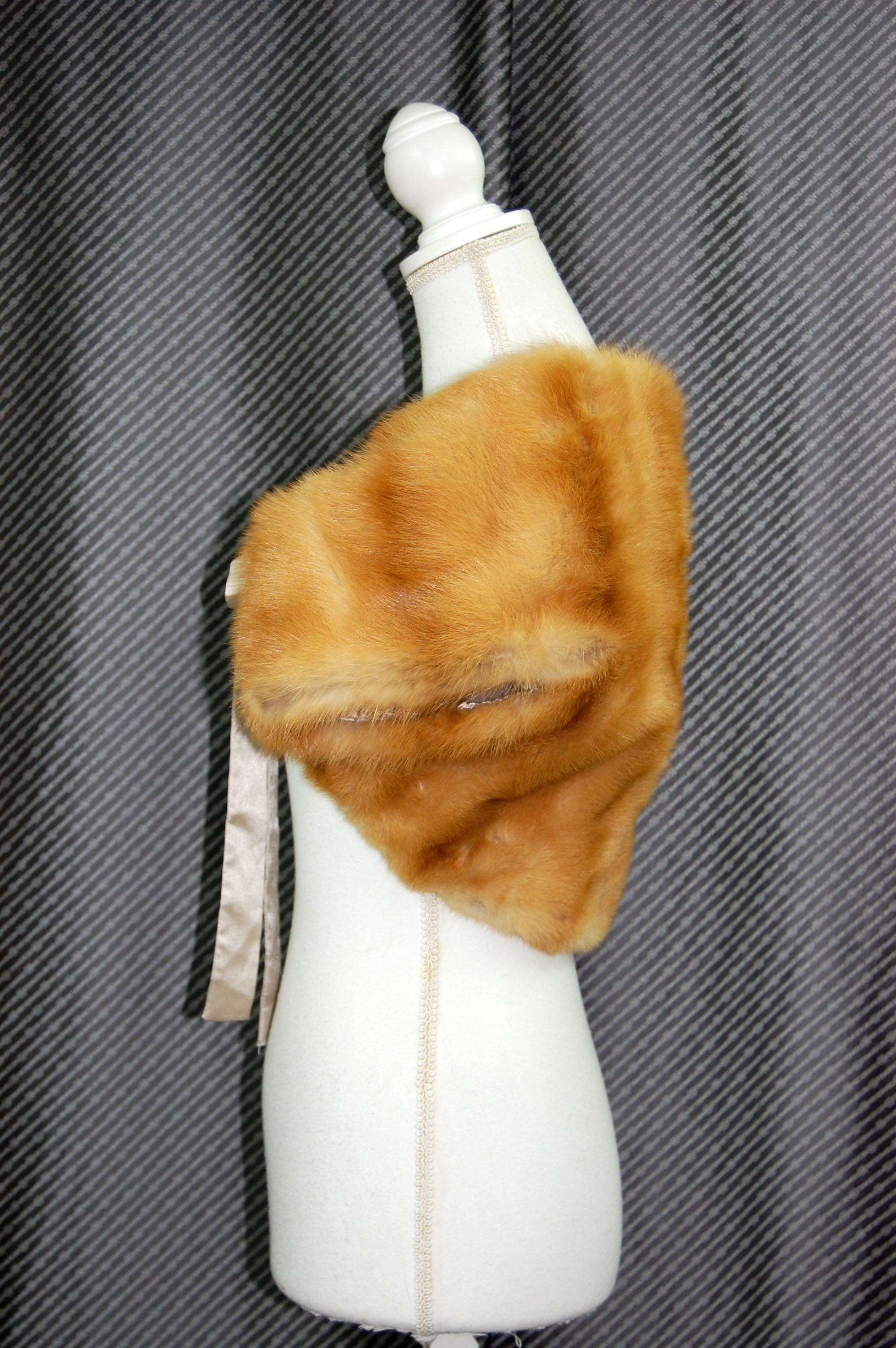 ウィーゼル　ドレッシーボレロの画像