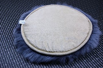 長毛ムートン　円形座布団クッションの画像