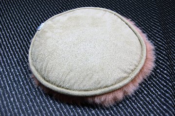 長毛ムートン　円形座布団クッションの画像