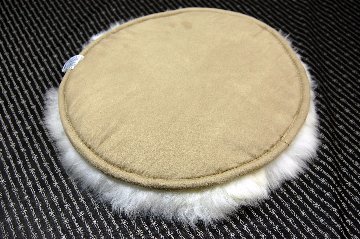 長毛ムートン　円形座布団クッションの画像