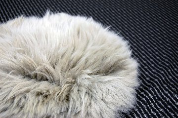 長毛ムートン　円形座布団クッションの画像