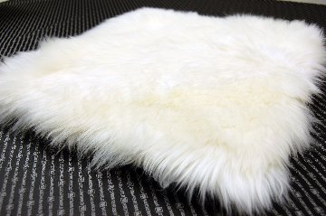 長毛ムートン　座布団クッションの画像