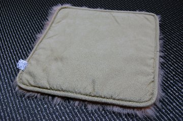 長毛ムートン　座布団クッションの画像