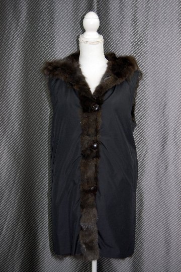 ロシアンセーブル＆シルク　リバーシブルフーディーロングベストの画像