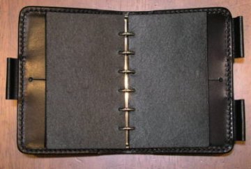 PDS-ADV-BK-CRシステム手帳小-PDSADV-黒羽（CROW：クロウ)システム手帳の画像
