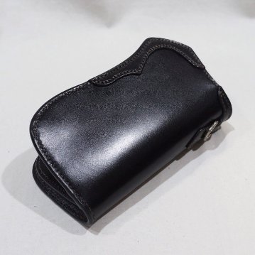 FN-WMF6-4-BKxBKxBKxRD-多脂革ミディアムウォレットFNWMF64-FLATHEADの画像
