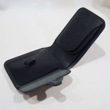 CS23 BK CSハーフウォレット23 黒羽（CROW：クロウ)（ショートウォレット：二つ折り財布)の画像