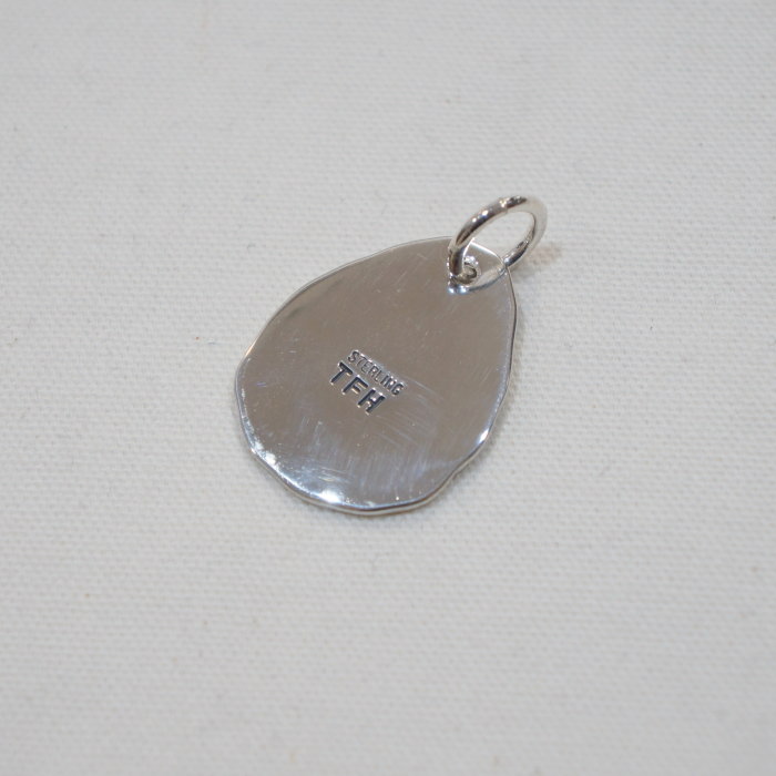 FN-JP-218 METAL STAMP FNJP218 FLATHEAD フラットヘッドシルバーペンダントトップの画像