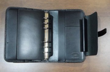 PDL-ADV-G-BK-CRシステム手帳大(ガード付)-PDLADVG-黒羽（CROW：クロウ)-黒羽システム手帳の画像