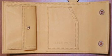 PWN-01-REDMOON(レッドムーン)ウォレットストラップ付きハーフウォレットの画像