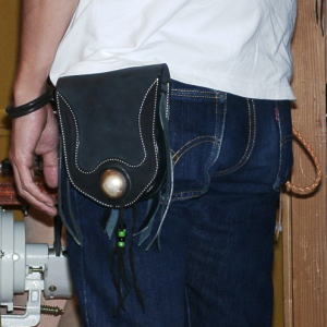 M-MBS-MMBS-REDMOON-レッドムーンメディスンバッグ・レッドムーンヒップバッグの画像