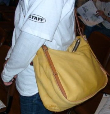 旧商品スペシャルプライス！K-MB-1-レッドムーン鹿革ショルダーバッグ-KMB1-REDMOON-レッドムーンレザーショルダーバッグの画像