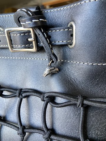 旧商品スペシャルプライス！HUNTER-S-ブラック-ハンターSサイズ-HUNTERS-REDMOON-レッドムーンレザーショルダーバッグの画像